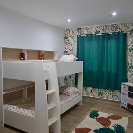 Le Beau Vallon 1- Jacuzzi Privatif Et Piscine Chauffee Partagee Saint-Benoît Екстериор снимка