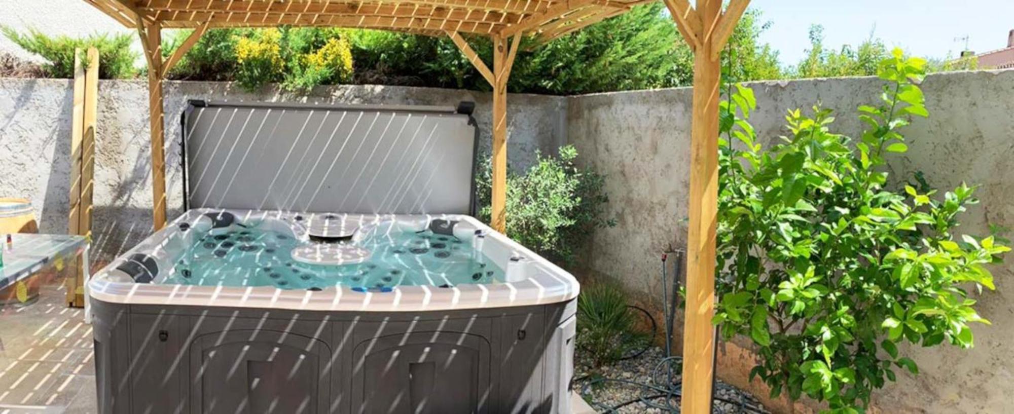 Le Beau Vallon 1- Jacuzzi Privatif Et Piscine Chauffee Partagee Saint-Benoît Екстериор снимка